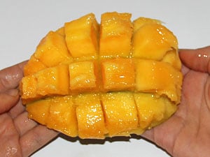 Mangos schneiden